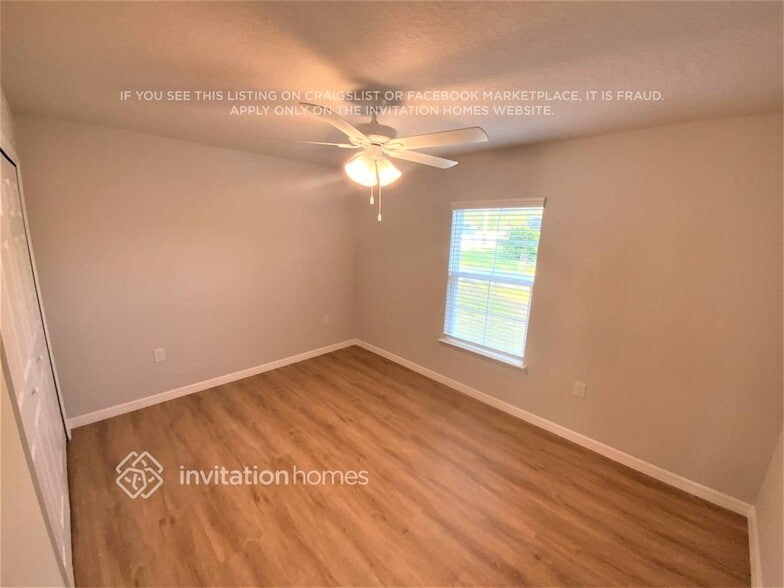 Building Photo - 158 Carmelite Ave NW