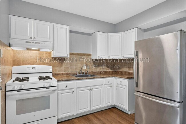 Building Photo - 9991 Fox Hall Ct