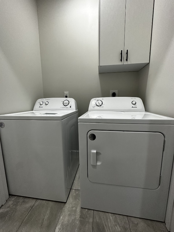 Building Photo - 1002 Sugar Garden Drive