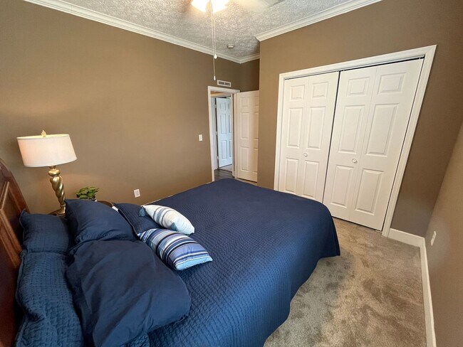 Building Photo - FURNISHED, Horse Farm Dream House