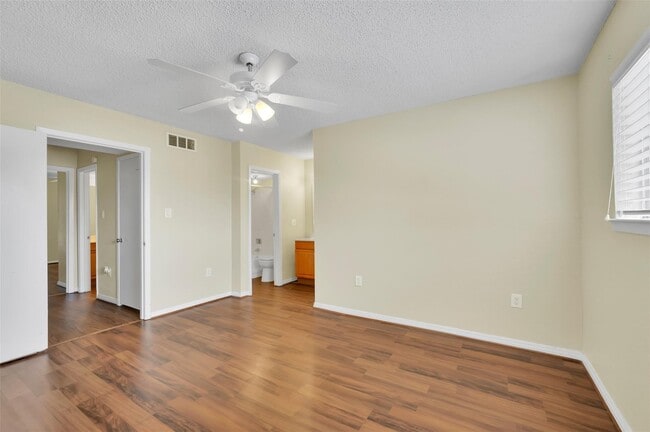 Building Photo - 250 El Dorado Blvd