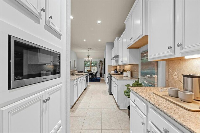 Building Photo - 166 Briarpatch Ct