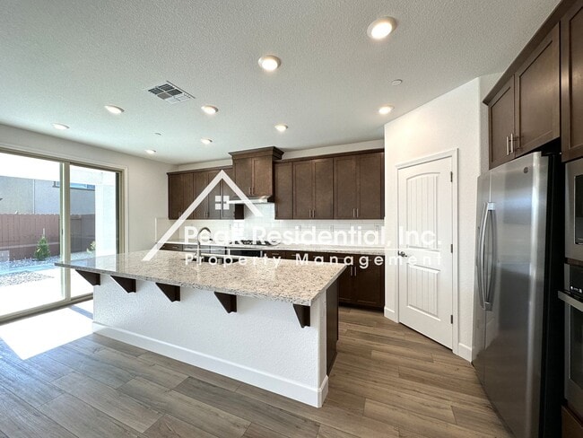 Building Photo - Brand New West Roseville 4bd/3.5ba with Se...