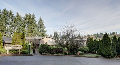 Building Photo - Large 2bd, 1.75ba Condo Available in Perfect Bellevue Location!