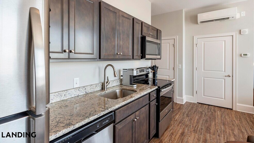 Building Photo - 187 N Church St