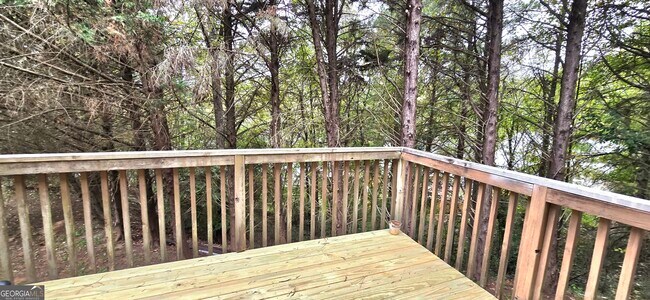 Building Photo - 610 James Ridge Dr