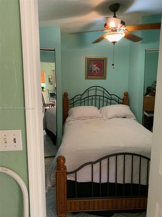 Building Photo - 1916 Coolidge St