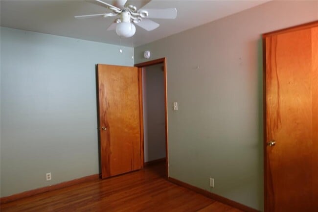 Building Photo - 918 Lehman St