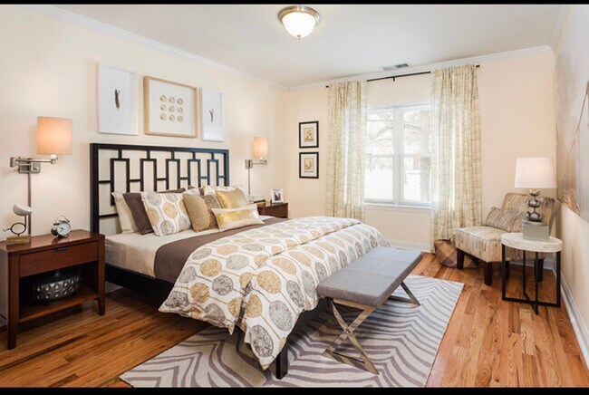 Building Photo - 645 Vfw Pky