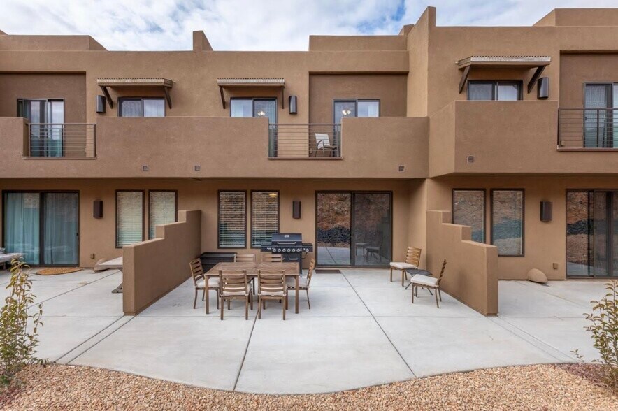 Building Photo - 4804 N Winged Foot Dr