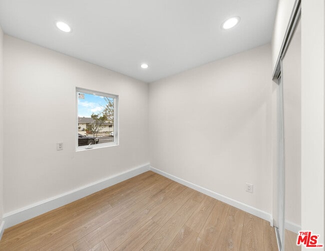 Building Photo - 10320 Mather Ave