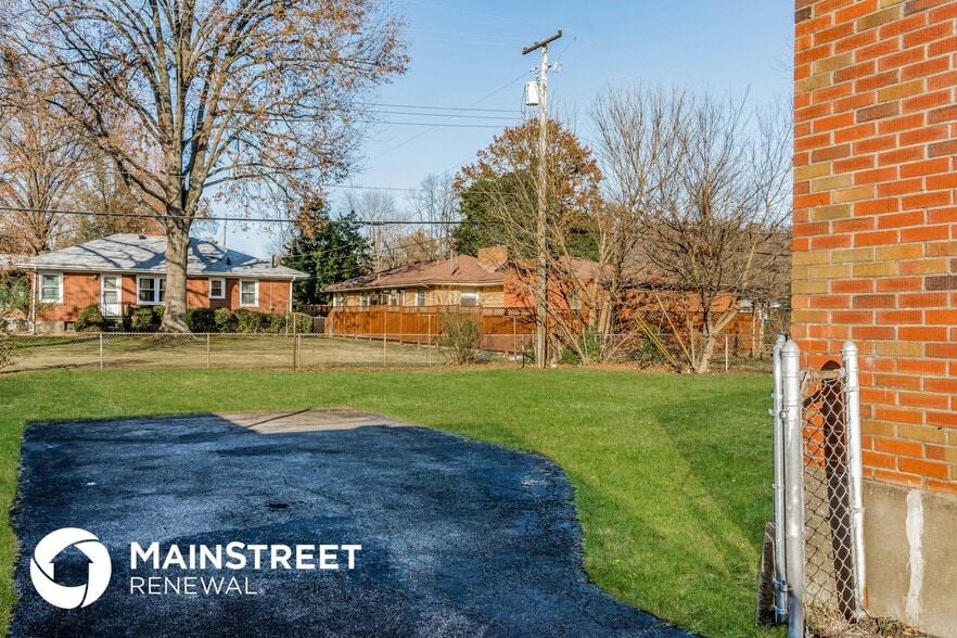 Building Photo - 931 Palatka Rd