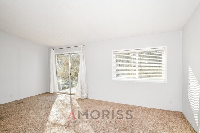 Building Photo - Country living in a clean, cozy home! $400 OFF FMR PROMOTION!!!