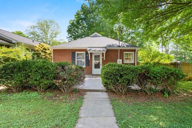Building Photo - 2377 Westfield Ave