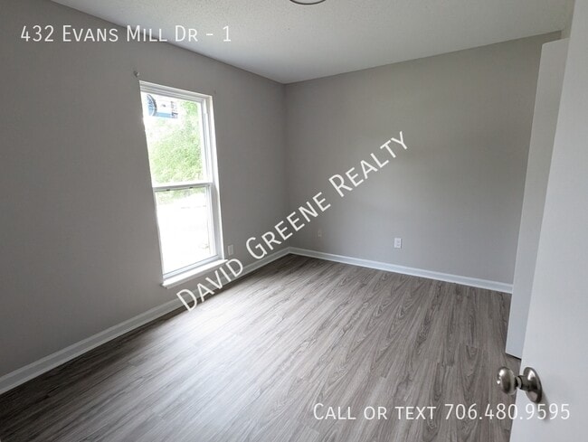 Building Photo - 432 Evans Mill Dr