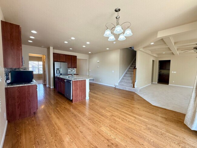 Building Photo - 6531 Wexford Dr