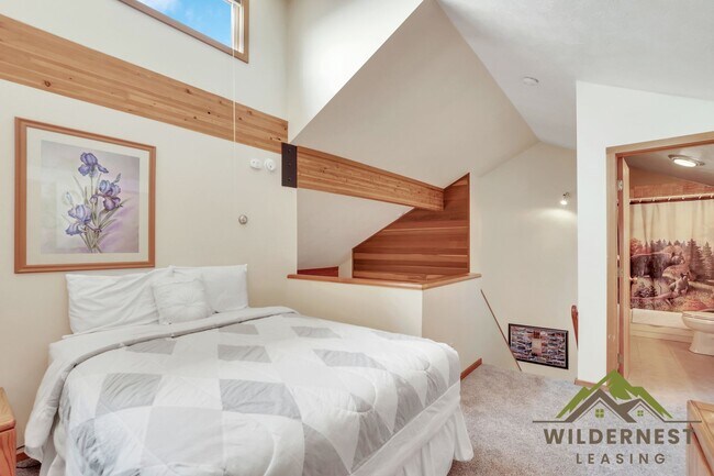 Building Photo - WINTER RENTAL Timber Ridge Condo - Nice 2 ...