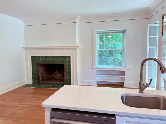 Building Photo - 151 Courtland Ave