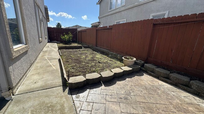 Building Photo - AVAILABLE!