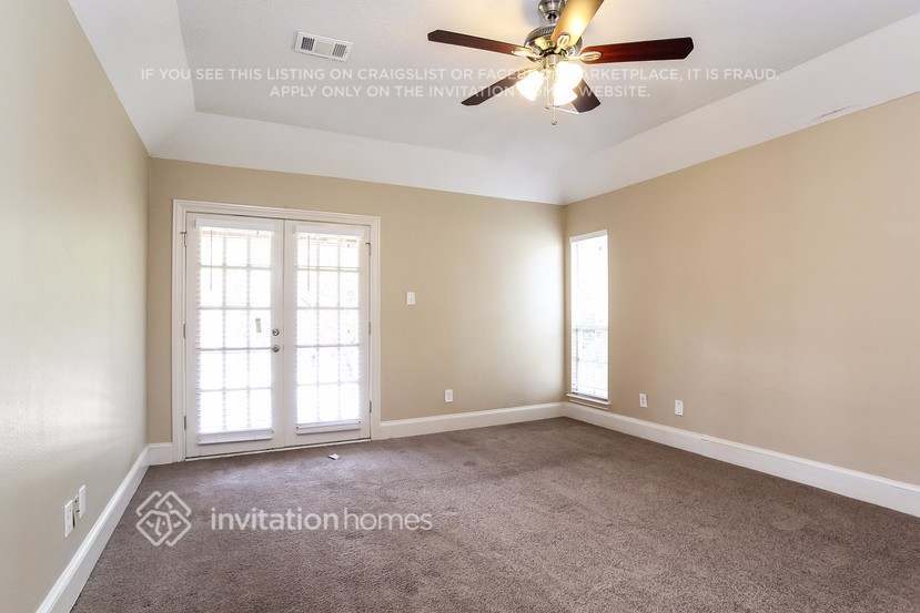 Building Photo - 18406 Spinner Ct Dr