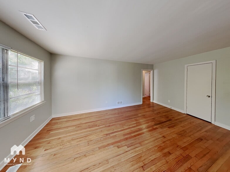 Building Photo - 1437 Freda Dr