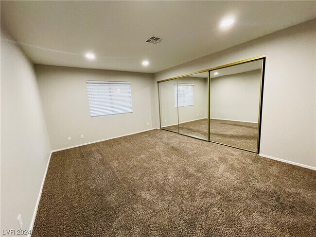 Building Photo - 8410 Eldora Ave