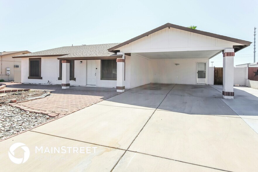 Building Photo - 18048 N 50th Ave