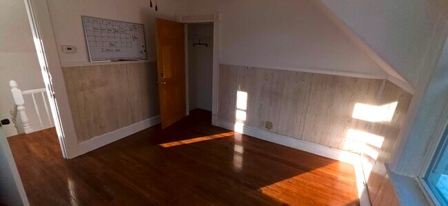 Building Photo - 23 Beyer Pl