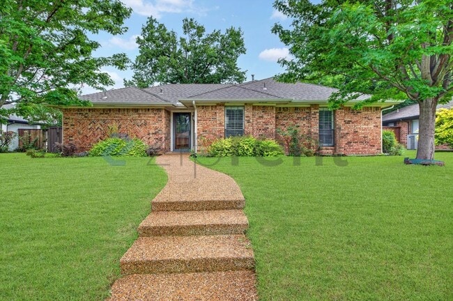 Building Photo - 619 Quail Ln
