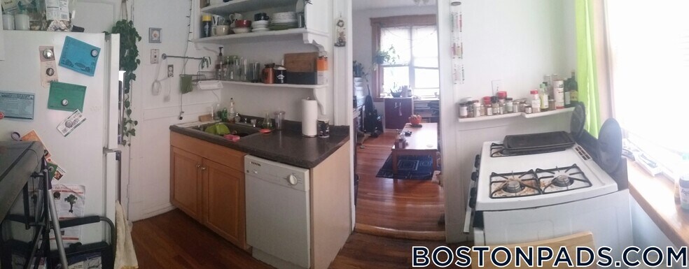 Building Photo - 99 Hancock St