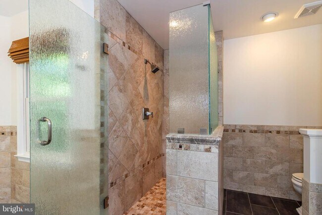 Building Photo - 7300 Scarlet Oak Ct