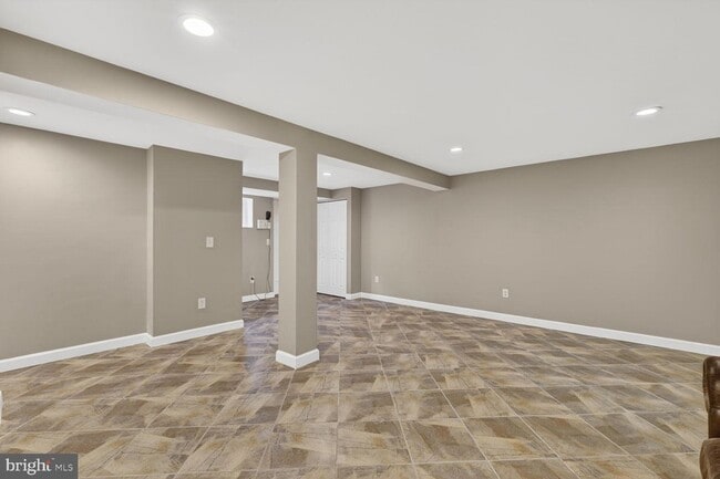 Building Photo - 9534 Braddock Rd