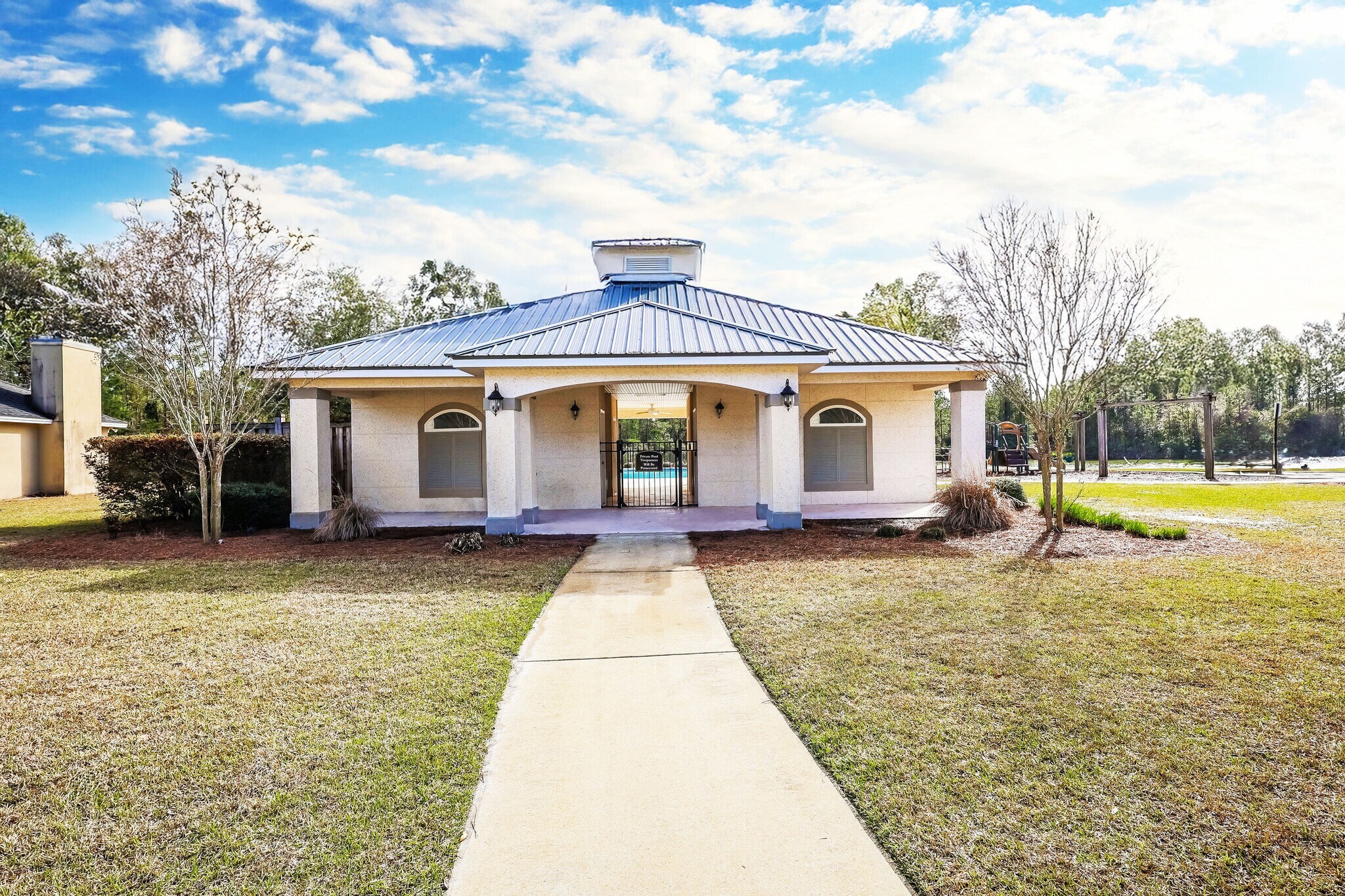 Building Photo - 112 Saddle Brooke Trce