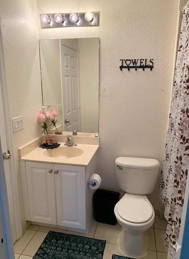 Building Photo - 2007 Nassau Dr