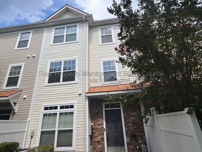 Building Photo - 11701 Coppergate Dr