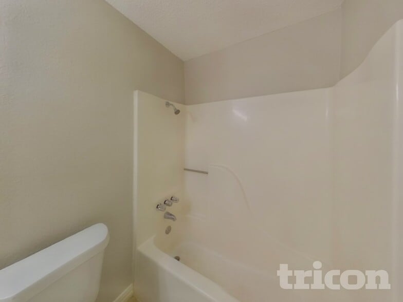 Building Photo - 6056 Birchhill Rd