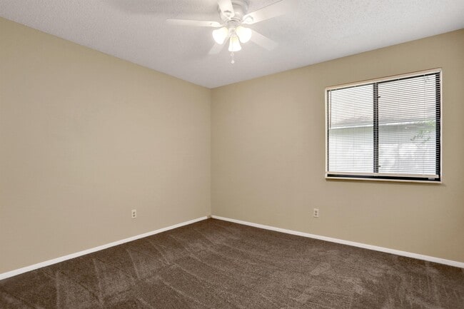 Building Photo - 11151 Stoney Point Ln W