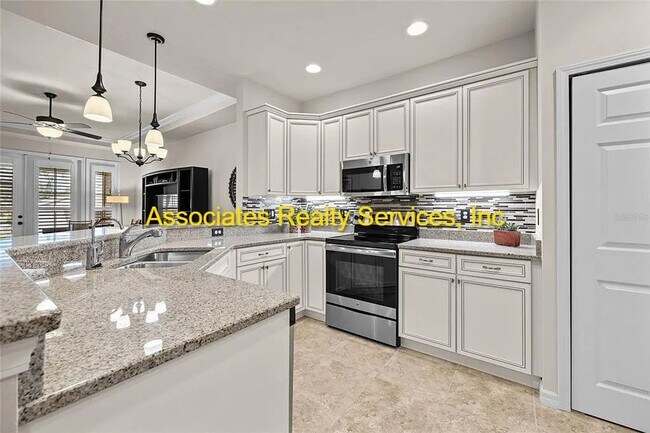 Building Photo - Low-Maintenance 2BR/2BA Townhome in Villas of Westend