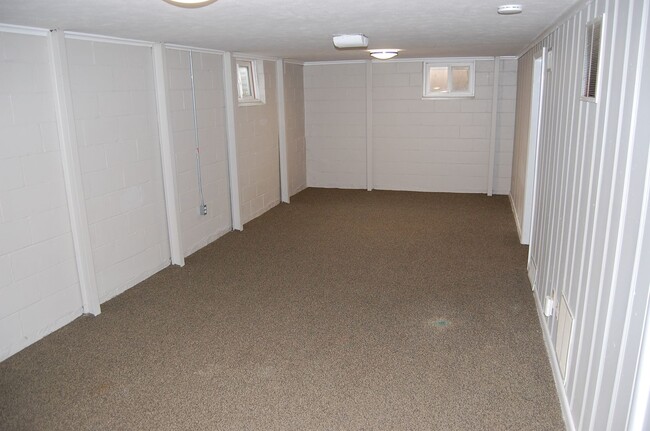 Building Photo - 4630 Starr St