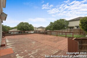 Building Photo - 9118 Meadow Springs