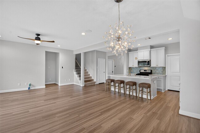 Building Photo - 2524 Hagerman Ct
