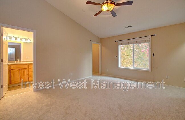 Building Photo - 15020 NW 1st Ave