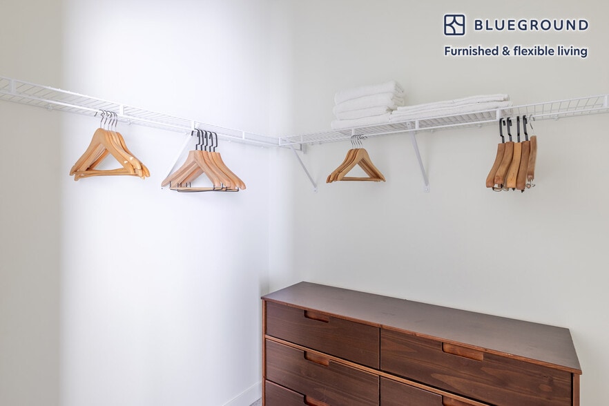 Building Photo - 100 N Addison Ave