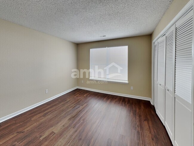 Building Photo - 1783 Blue Lake Dr