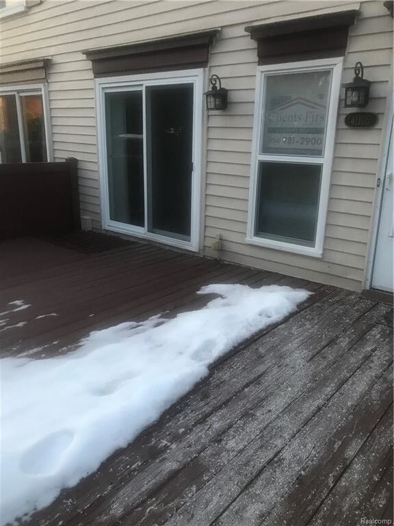 Building Photo - 41105 Northwind Dr