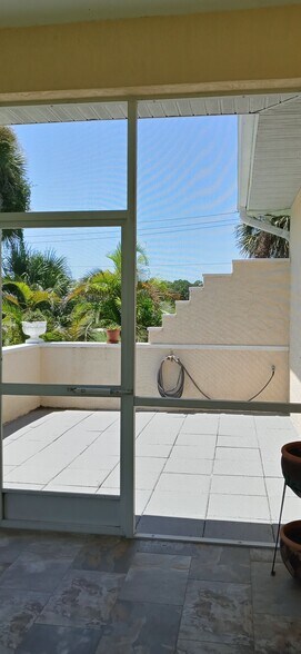 Building Photo - 289 Rotonda Blvd W