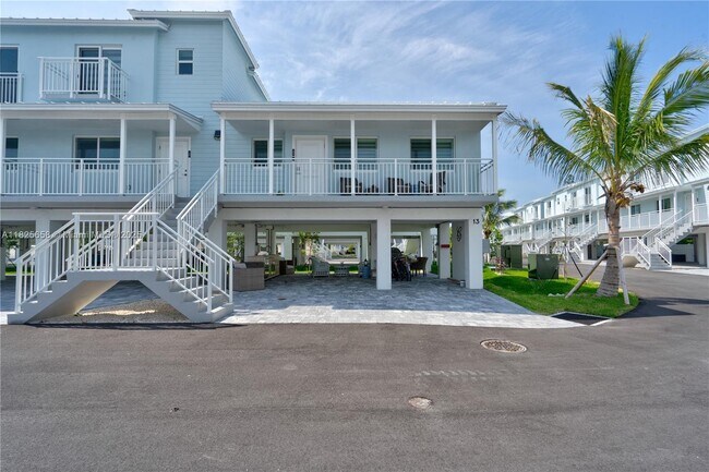 Building Photo - 10877 Overseas Hwy