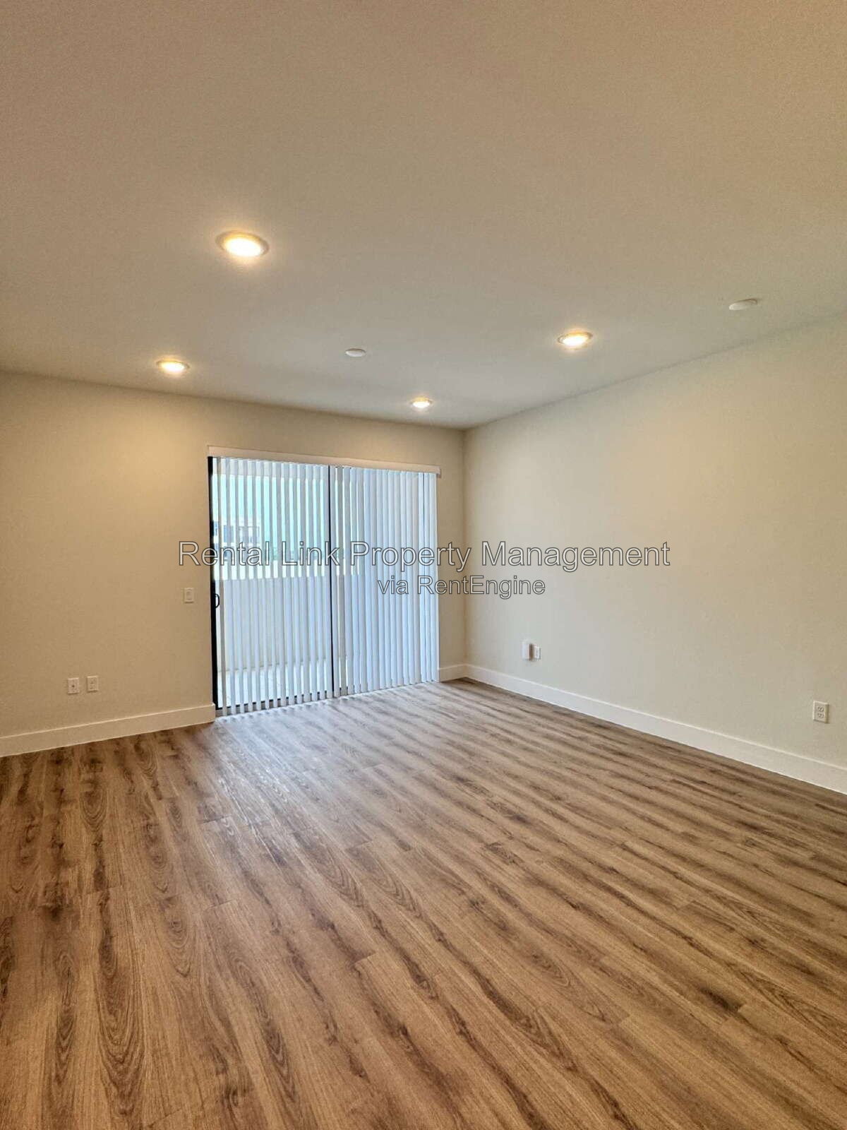 Building Photo - 414 Cape Coral Pkwy E