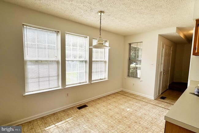 Building Photo - 1520 Murray Pl