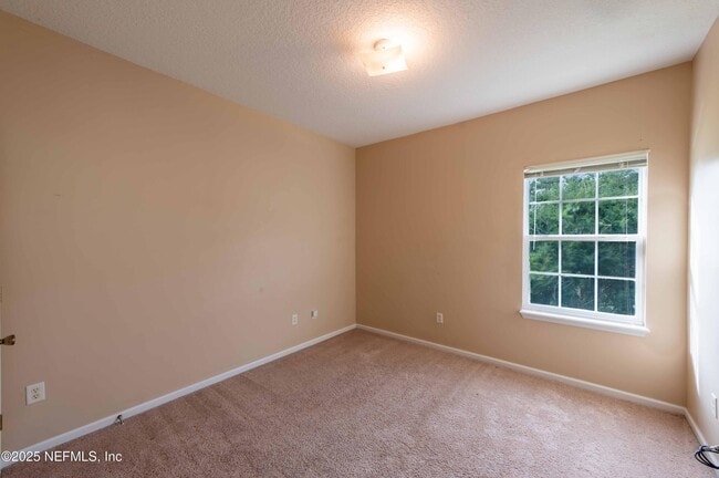 Building Photo - 12301 Kernan Forest Blvd